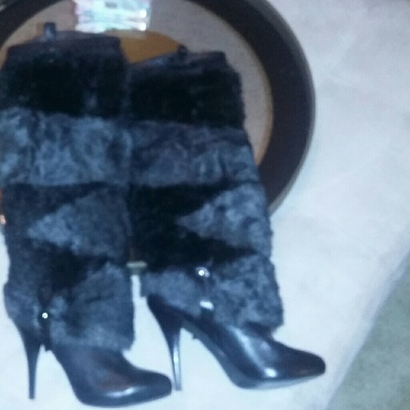 Guess Boots - Picture 6 of 12